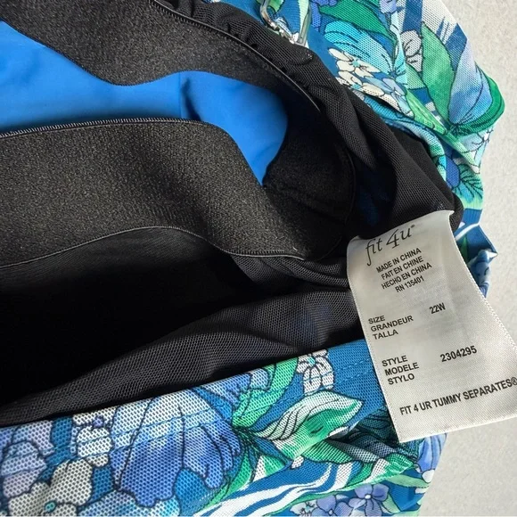 Fit 4 U Blue Floral Size 22W Tummy Control  Bikini Top - Picture 4 of 7